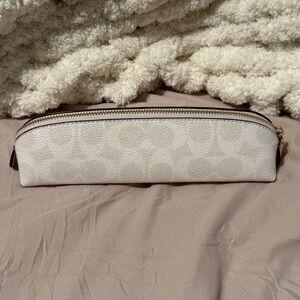 Coach pencil case signature canvas white chalk